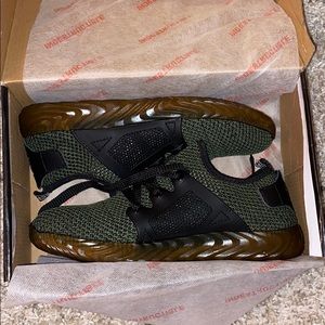 Green Tennis Shoes size 10 1/2